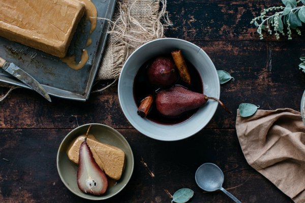 Semifredo Poached Pears