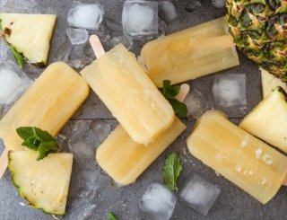 pineapple ice lolly pops
