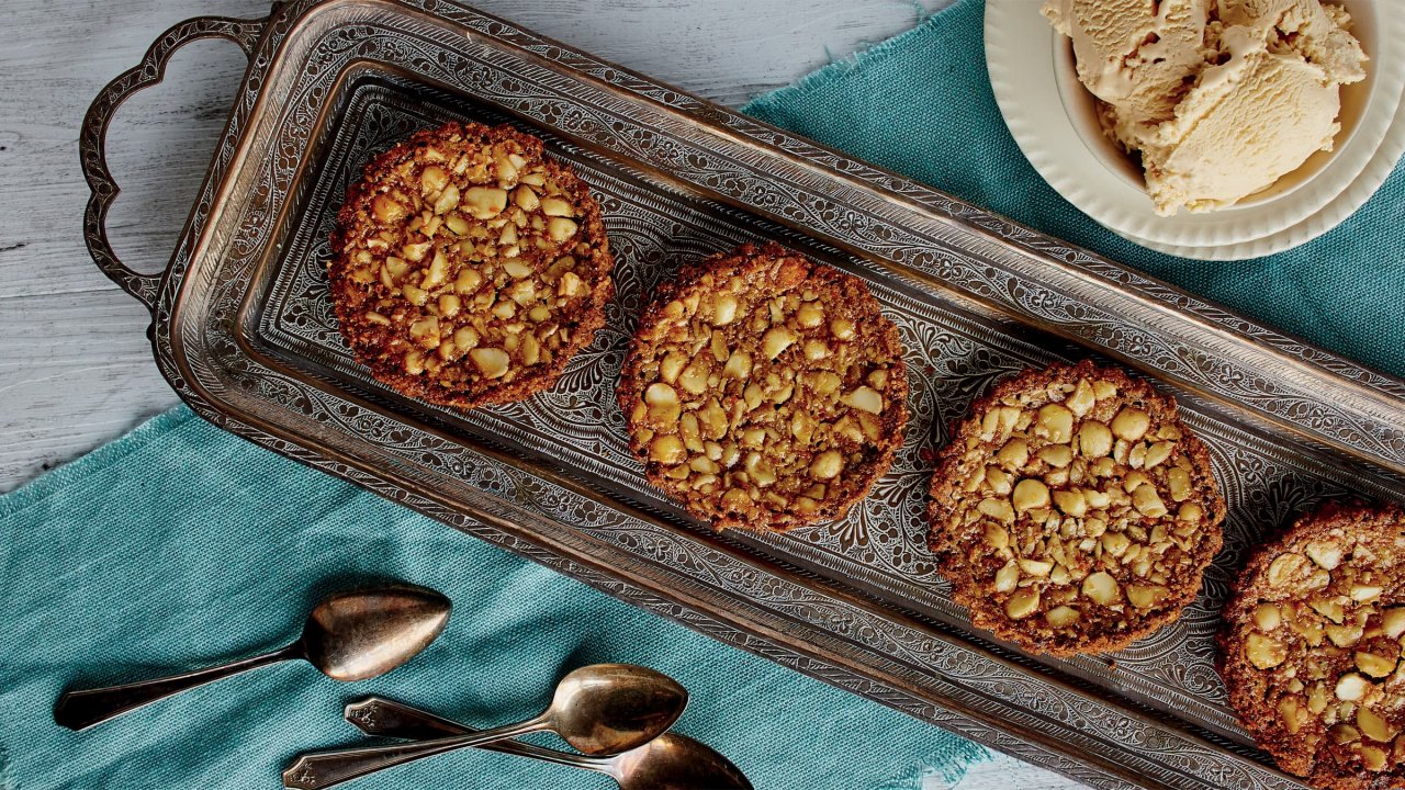 Macadamia Tarts with Golden Syrup Ice-Cream