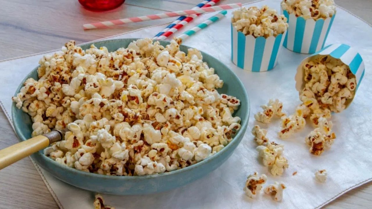 coconut butterscotch popcorn