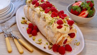 Meringue Raspberry Pistachio Roulade